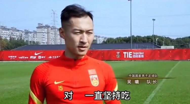 阿森纳在过去一直都对尤文前锋弗拉霍维奇很感兴趣，在与球员方面联系了几个月后，阿森纳现在已经决定放弃引进他，把注意力集中在其他的人选身上。